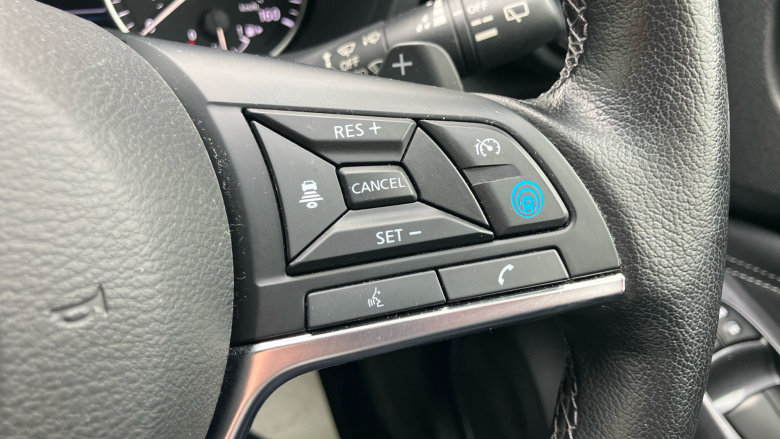 Nissan Juke 1.0 DiG-T 114 Tekna 5dr DCT Petrol Hatchback